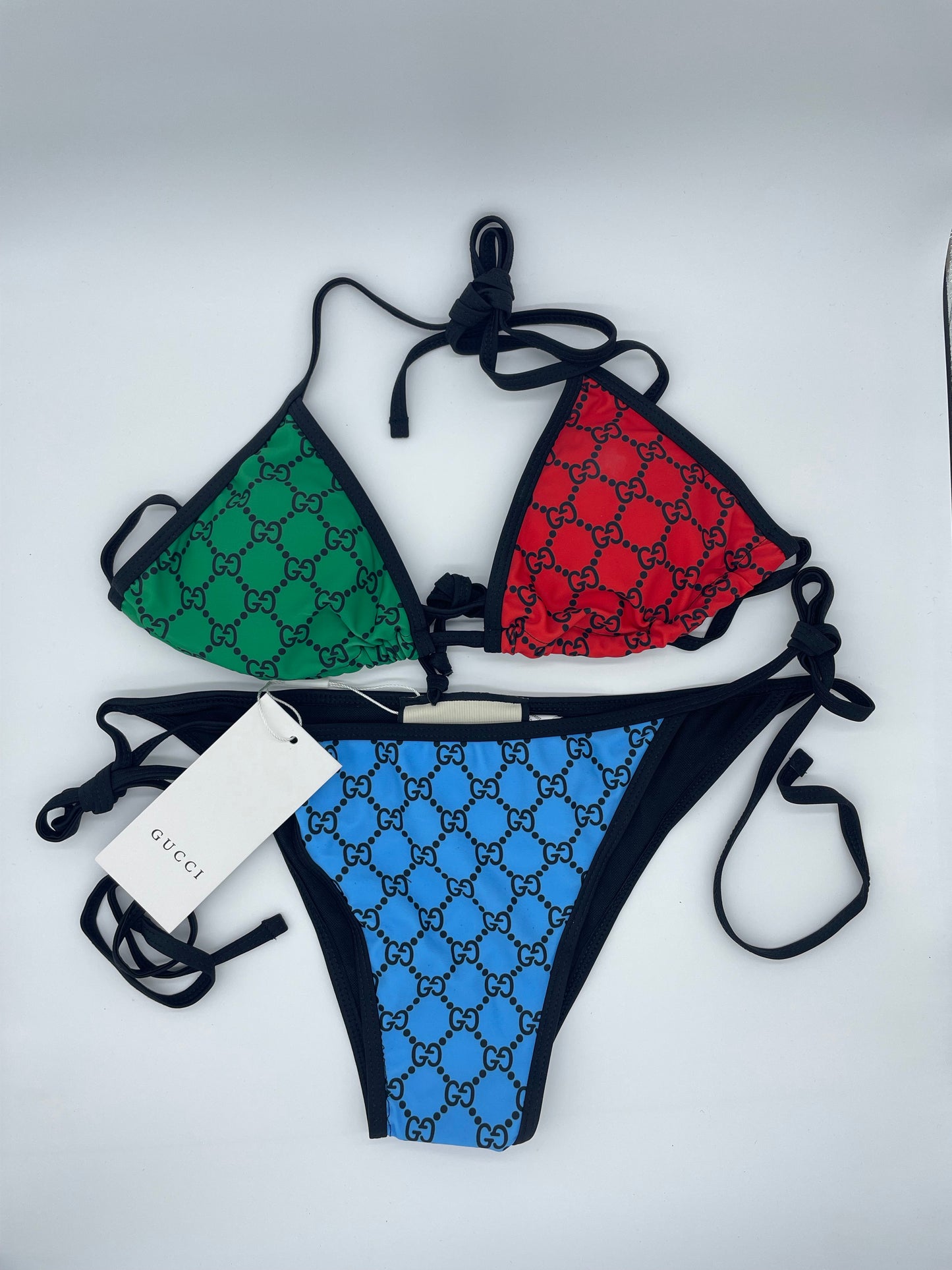 Bikini elegante con GG