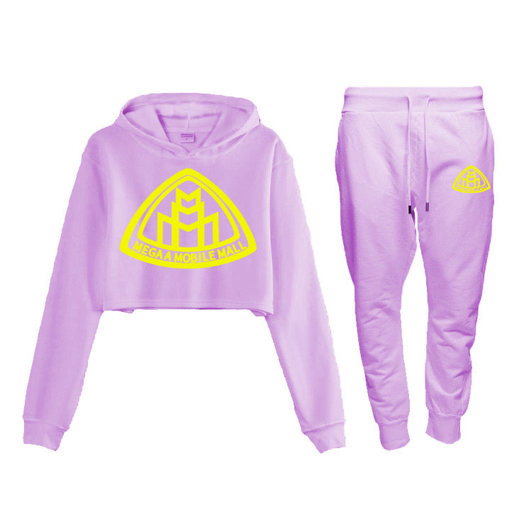 Sudadera lila con logo y crop top