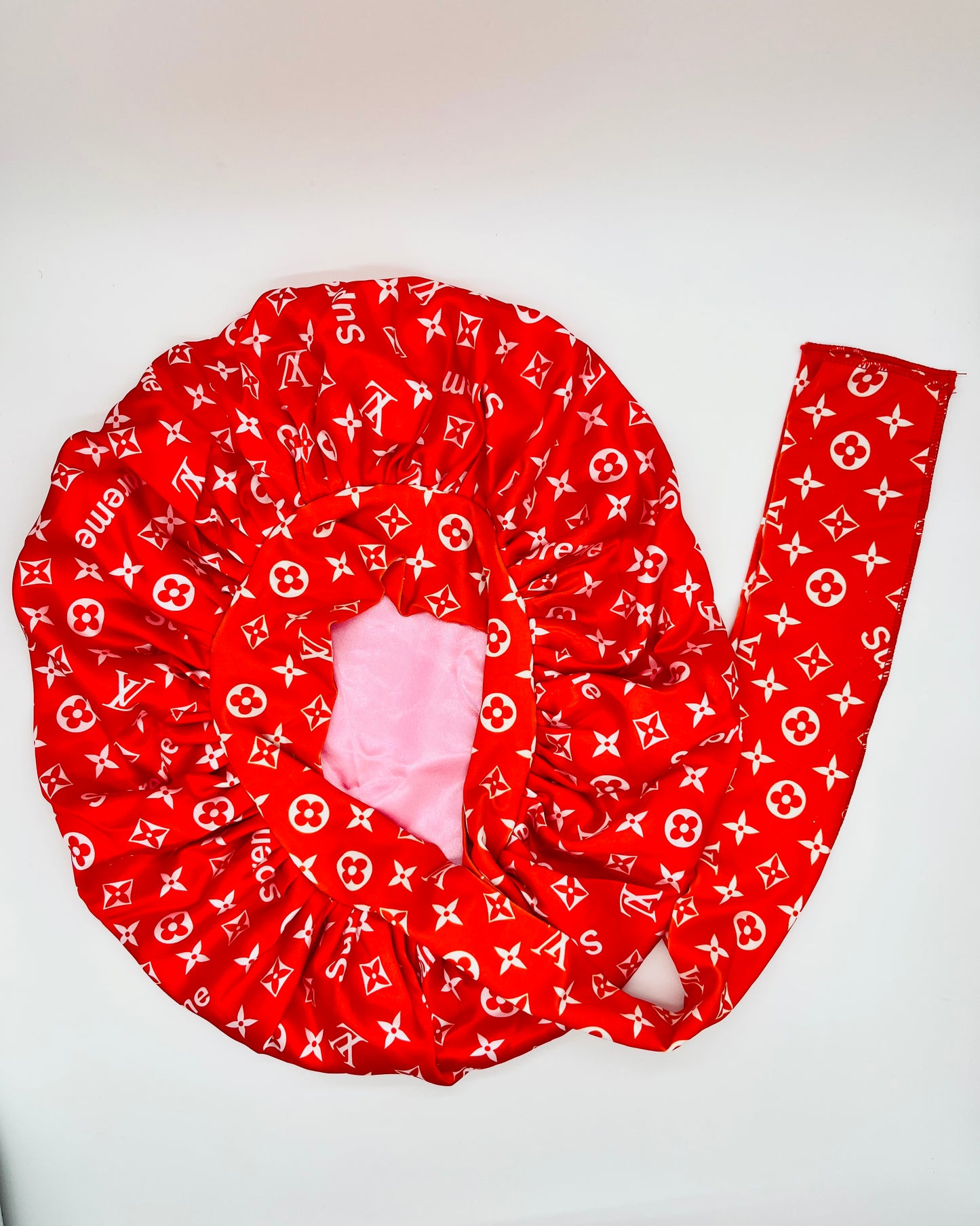 Red LV Sup Wrap Bonnet